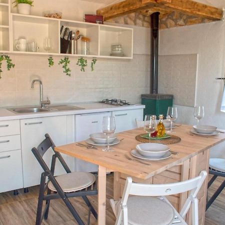 Cottage Rugonj Stari Grad  Eksteriør bilde